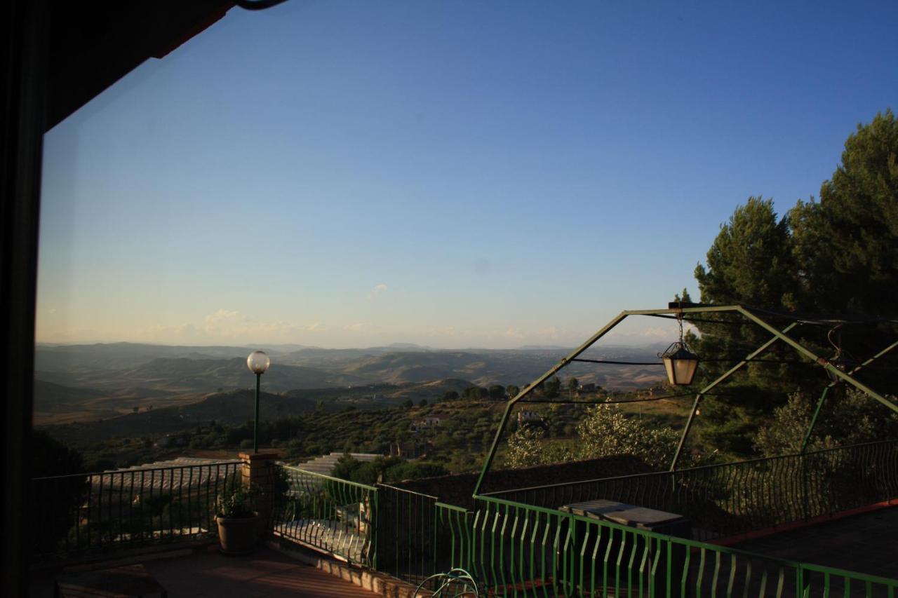 B&B Borgo Pileri Mazzarino Exteriör bild